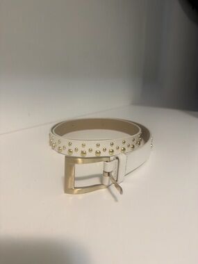 Studio White Leather Studded Belt with Gold Buckle